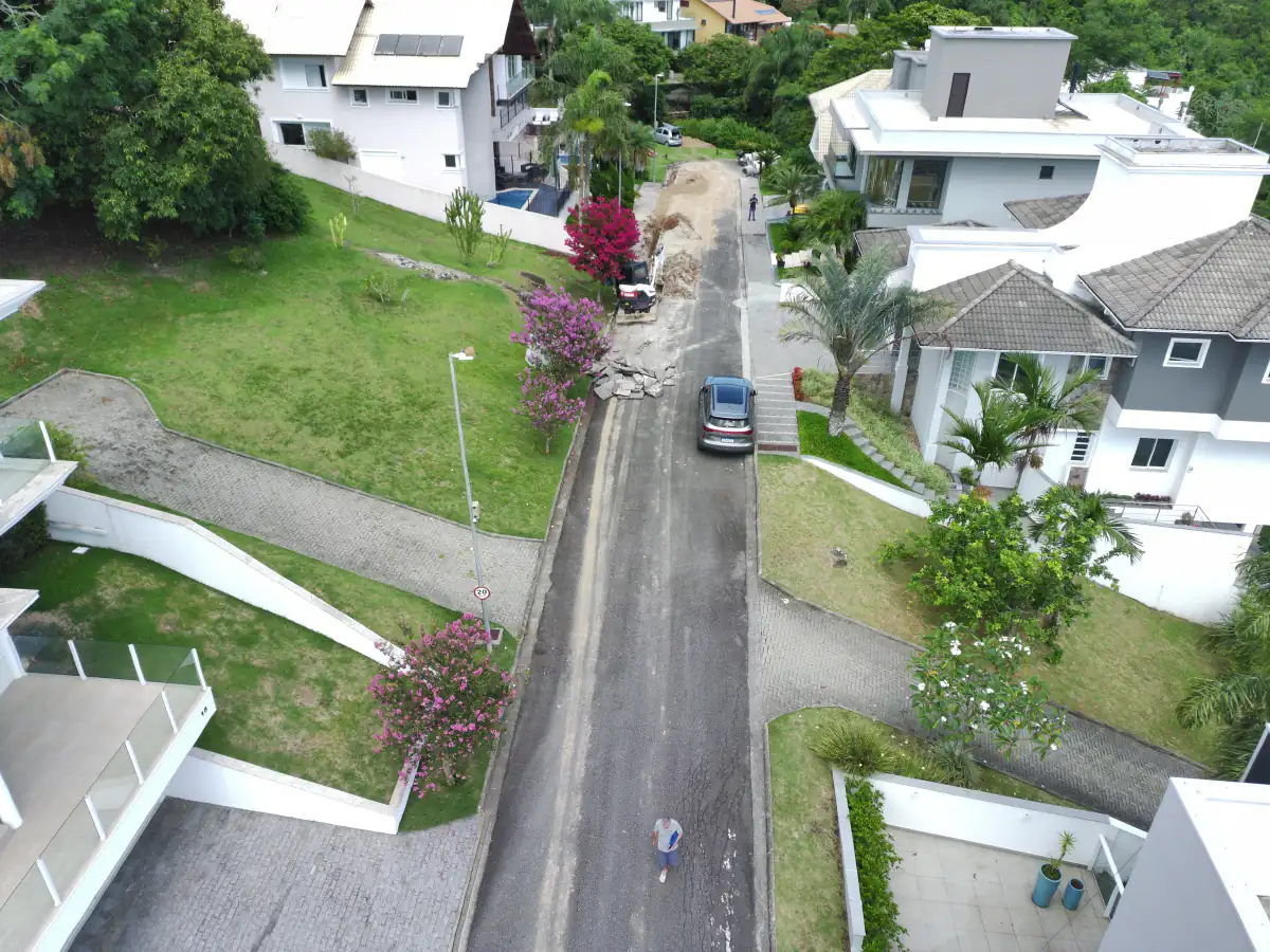 Obra de infraestrutura no Condomínio Riviera